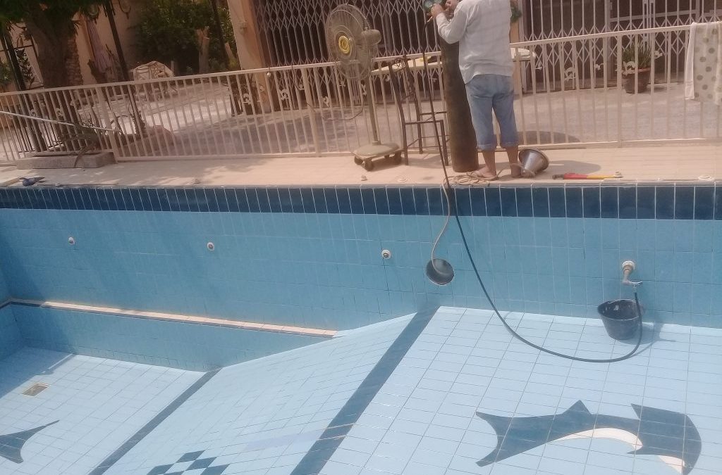 كشف تسربات المسابح